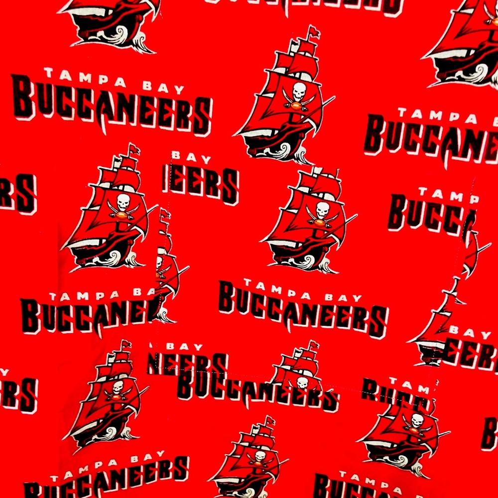 TAMPA BAY BUCCANEERS APRON